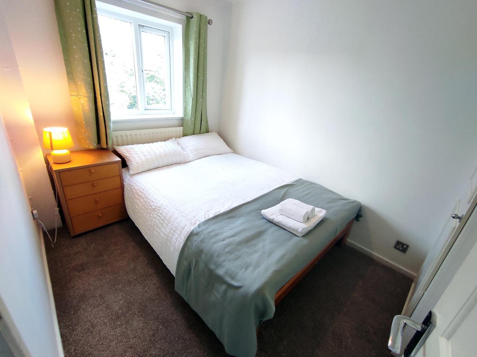Apartment The Swans - Two-bedroom Centre House With Parking *