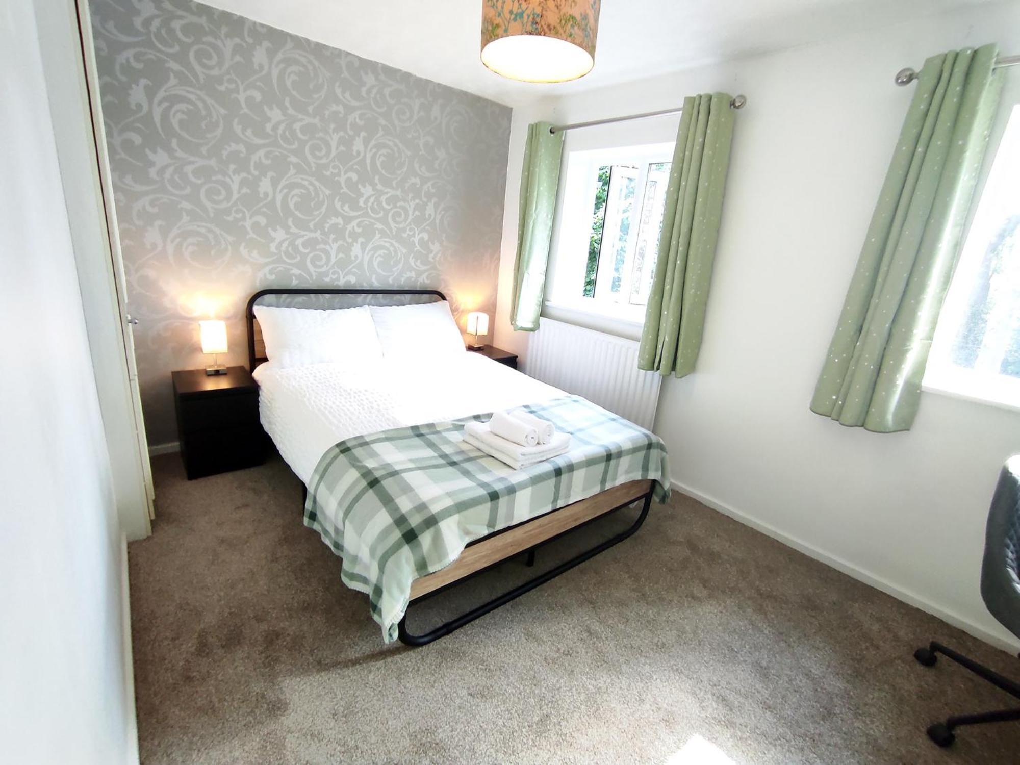 Apartment The Swans - Two-bedroom Centre House With Parking